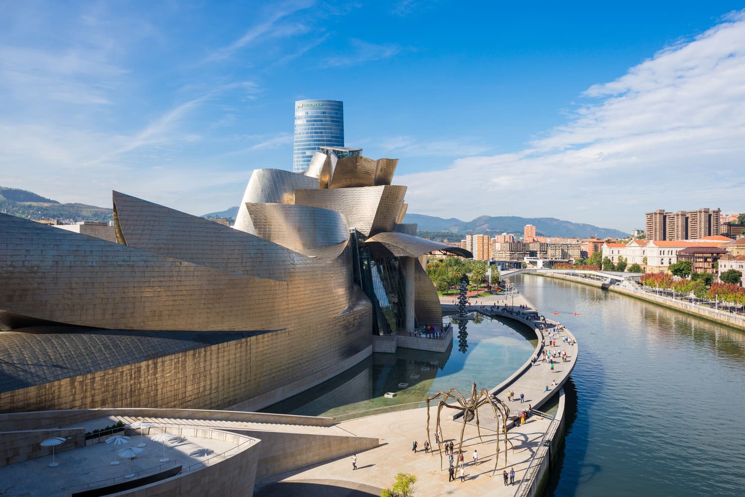 https://special-belief-3bc2ccab26.media.strapiapp.com/bilbao1_48ba106b27.jpg