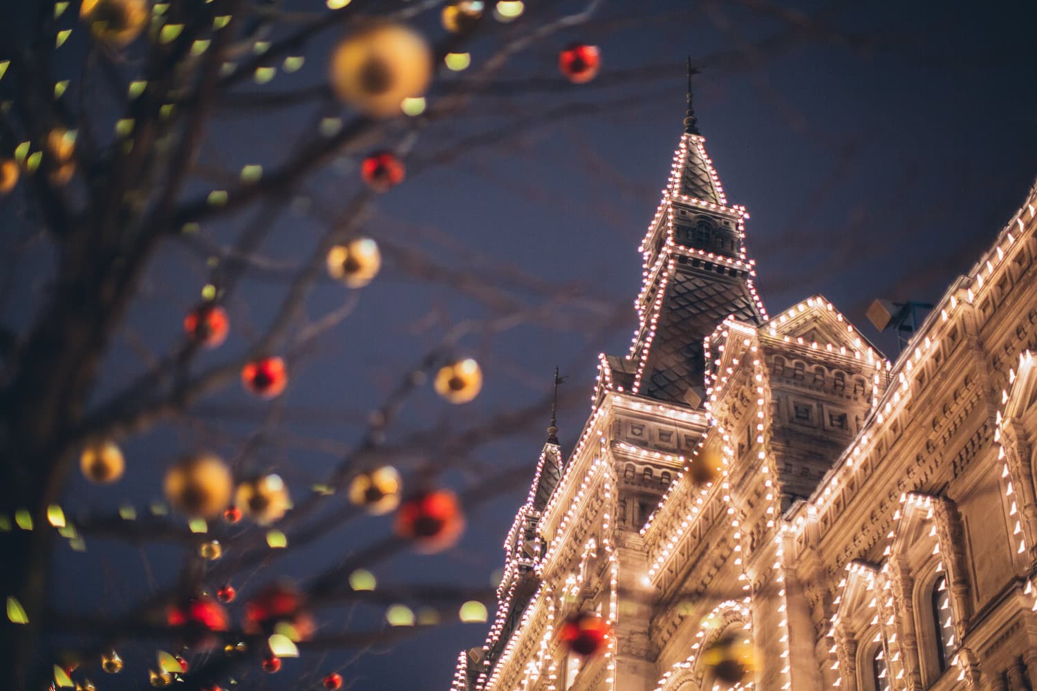 6 perfectas ciudades para ver luces navideñas en España