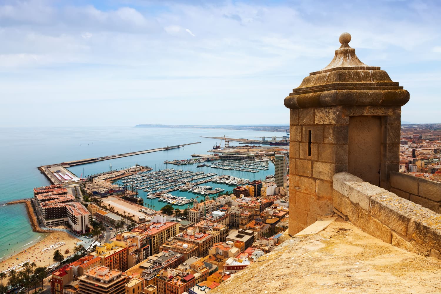 https://storage.googleapis.com/weguest-strapi-uploads/alicante1_3bff0d7480/alicante1_3bff0d7480.jpg
