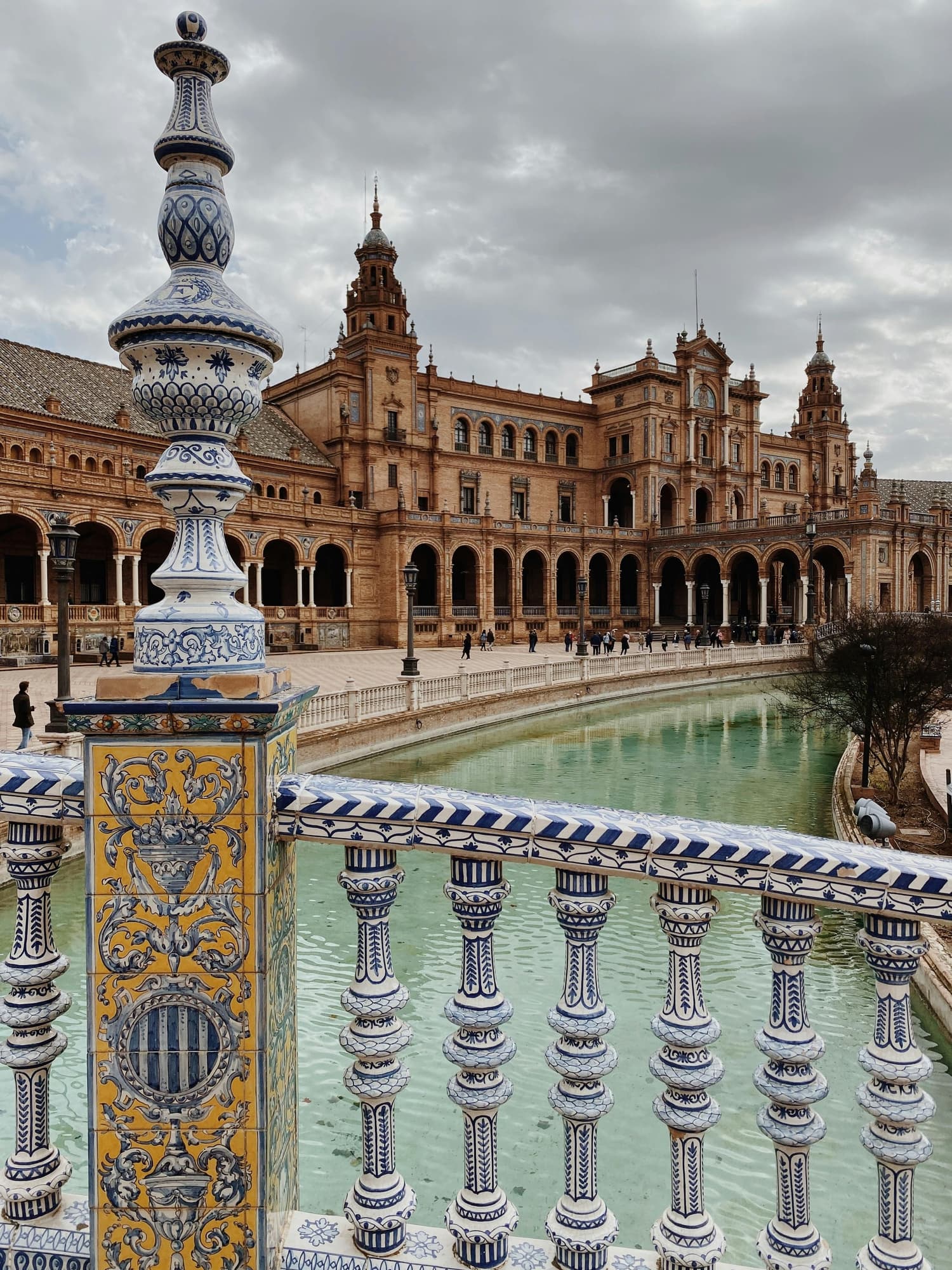 https://storage.googleapis.com/weguest-strapi-uploads/sevilla1_a18131000b/sevilla1_a18131000b.jpg